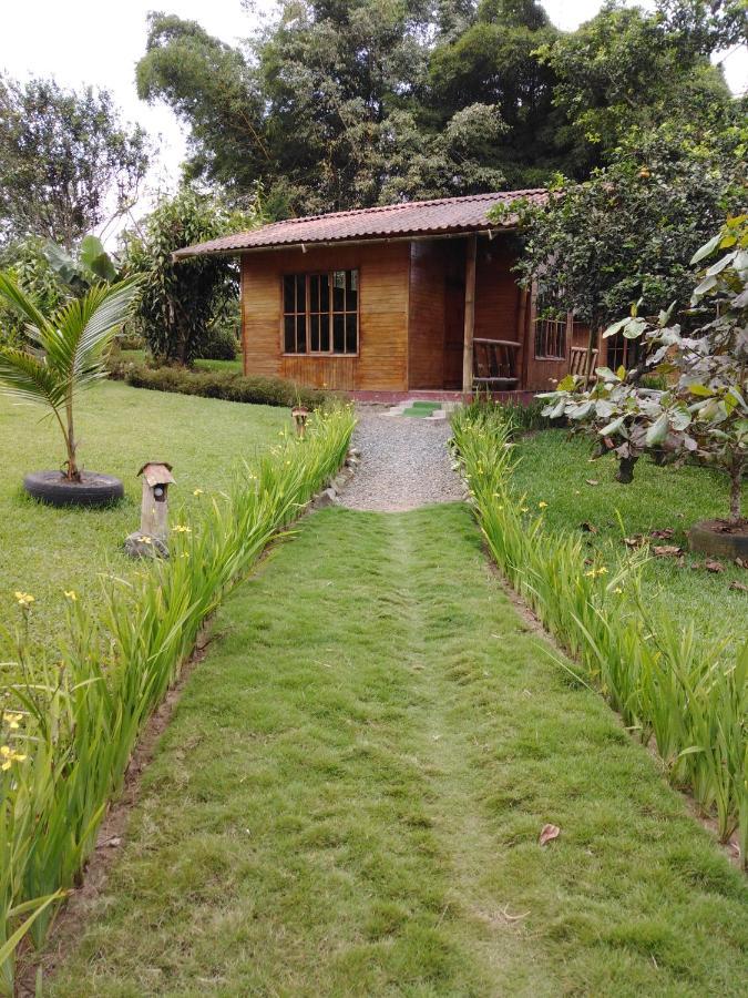 Estancia La Colina ซานโต โดมิงโก เด ลอส โคโลราโดส ภายนอก รูปภาพ