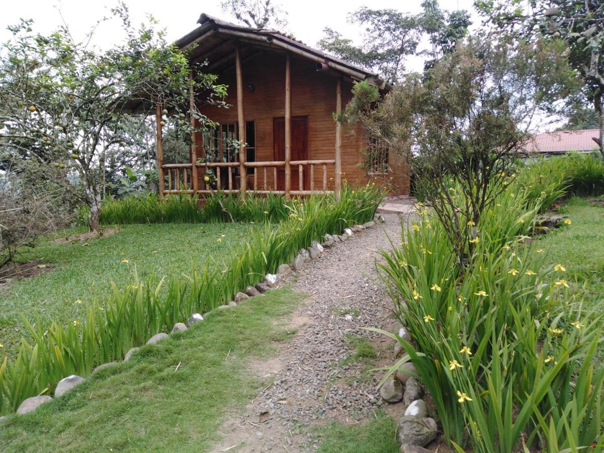 Estancia La Colina ซานโต โดมิงโก เด ลอส โคโลราโดส ภายนอก รูปภาพ