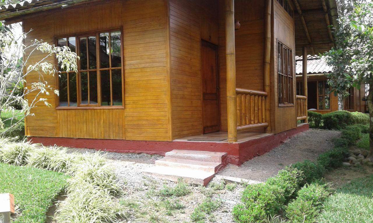 Estancia La Colina ซานโต โดมิงโก เด ลอส โคโลราโดส ภายนอก รูปภาพ