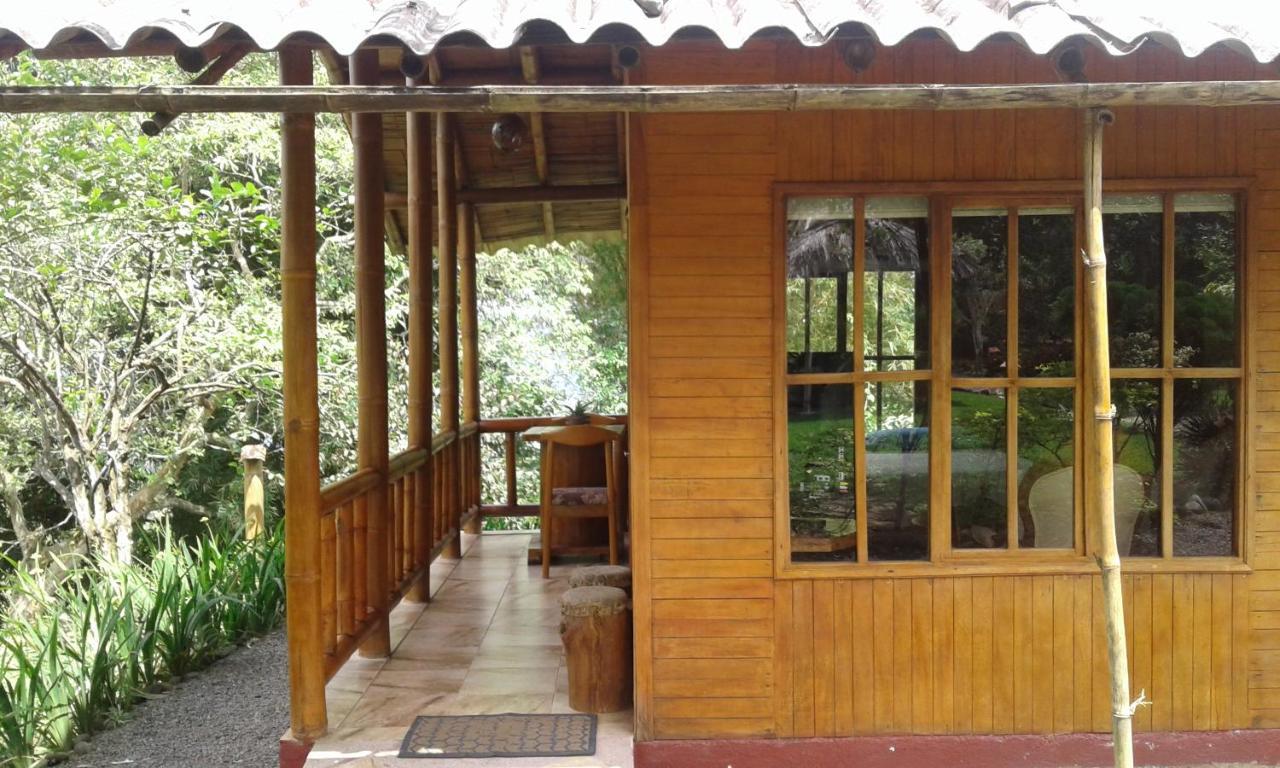 Estancia La Colina ซานโต โดมิงโก เด ลอส โคโลราโดส ภายนอก รูปภาพ